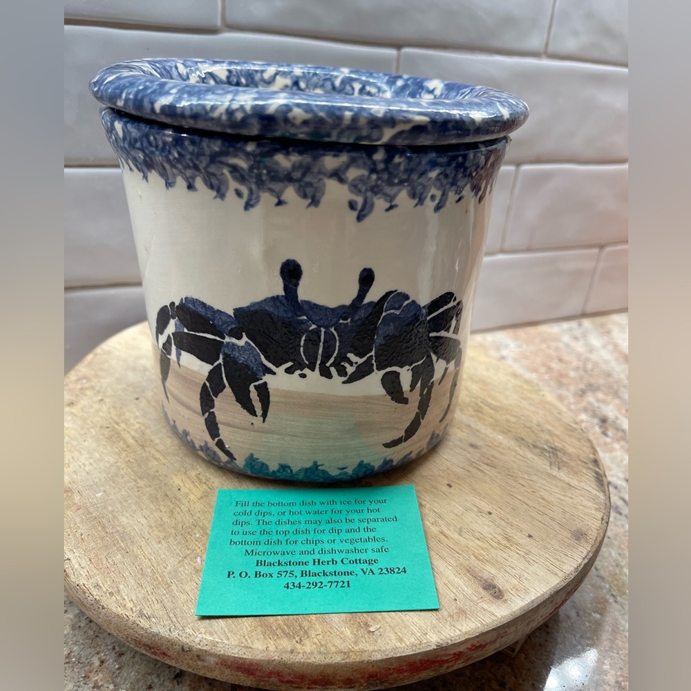 Pottery Dip Chiller Blue & Ivory Ceramic with Crab on the front NWOT